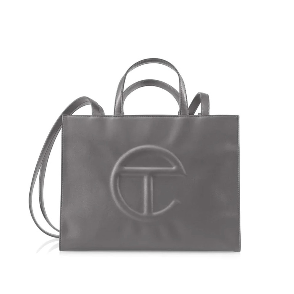 Brand new Medium Telfar shopping bag!